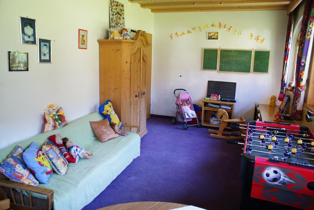 גרלוס Gasthof Riederhof מראה חיצוני תמונה